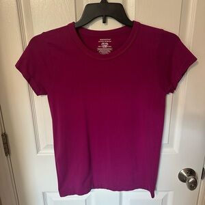 Worthington Magenta Short Sleeve Tee